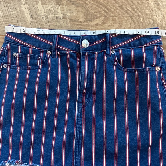 American Eagle Red/White/Blue High Rise Mini Skirt, Women’s size 10 - Picture 7 of 9